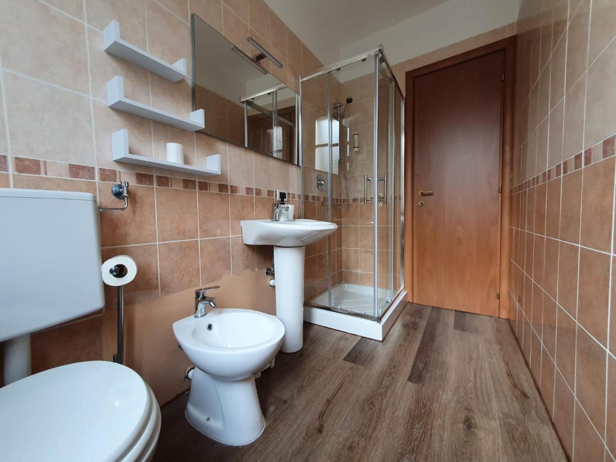 סראוואלה סקריביה Hh Hermoso Housing Serravalle מראה חיצוני תמונה