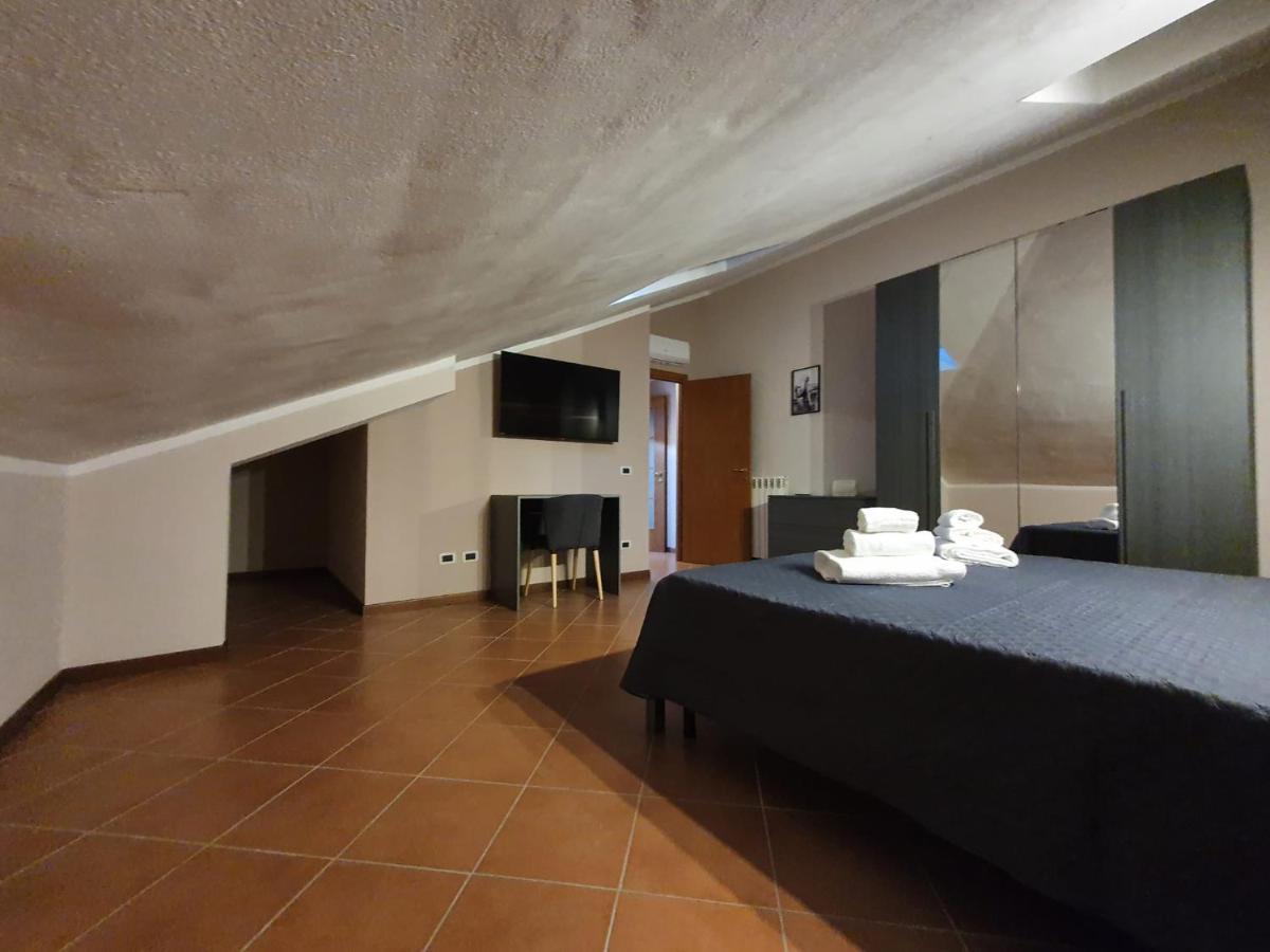 סראוואלה סקריביה Hh Hermoso Housing Serravalle מראה חיצוני תמונה