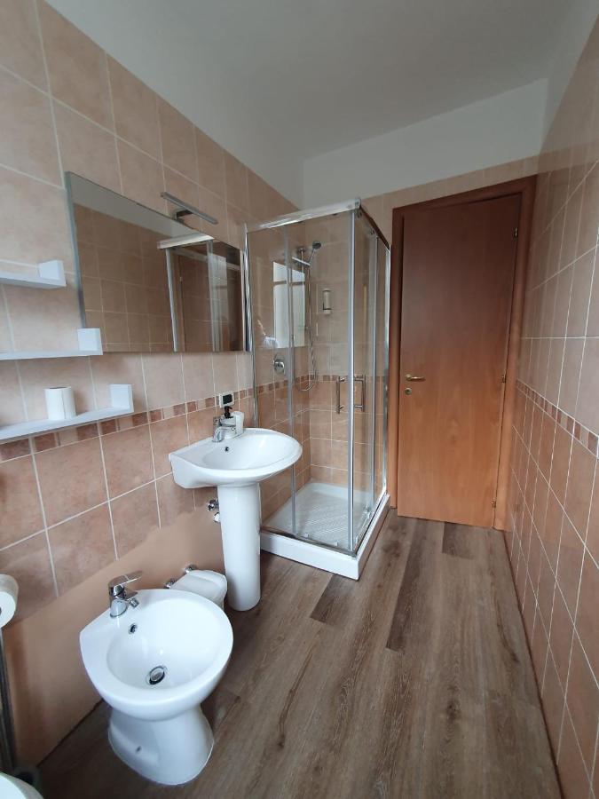 סראוואלה סקריביה Hh Hermoso Housing Serravalle מראה חיצוני תמונה