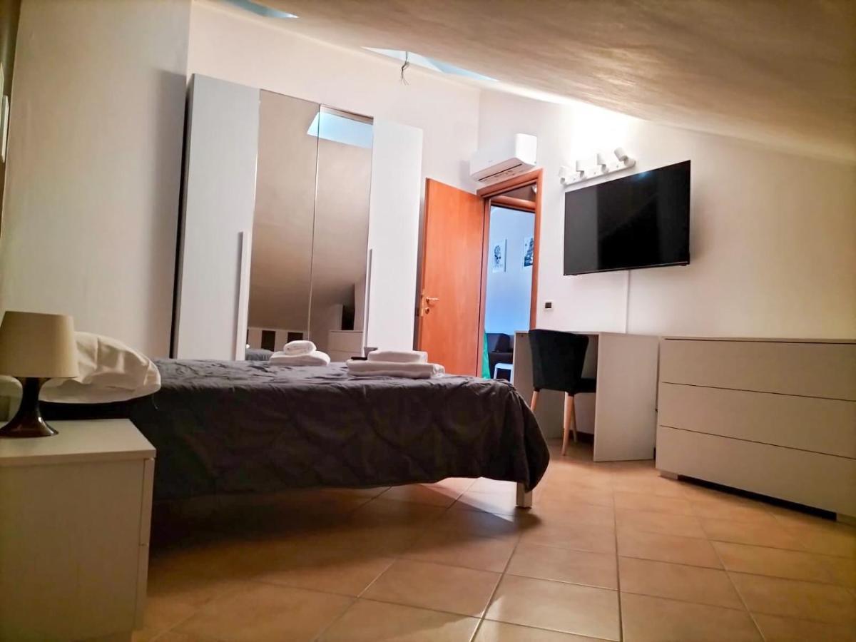 סראוואלה סקריביה Hh Hermoso Housing Serravalle מראה חיצוני תמונה